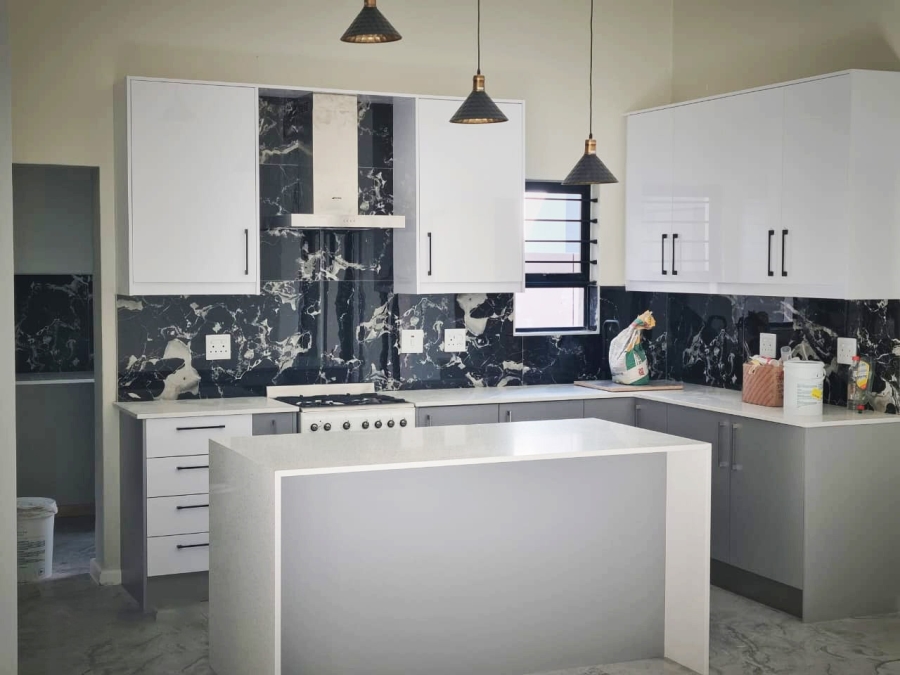 4 Bedroom Property for Sale in Sandown Western Cape
